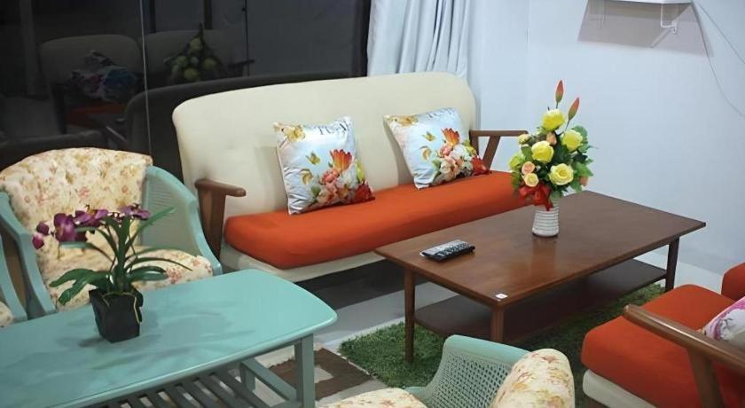 Chic Hotel Suratthani Surat Thani Esterno foto