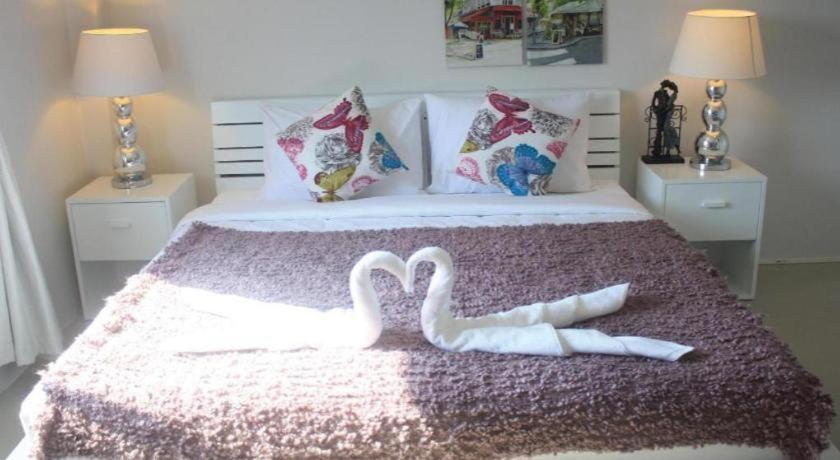 Chic Hotel Suratthani Surat Thani Esterno foto